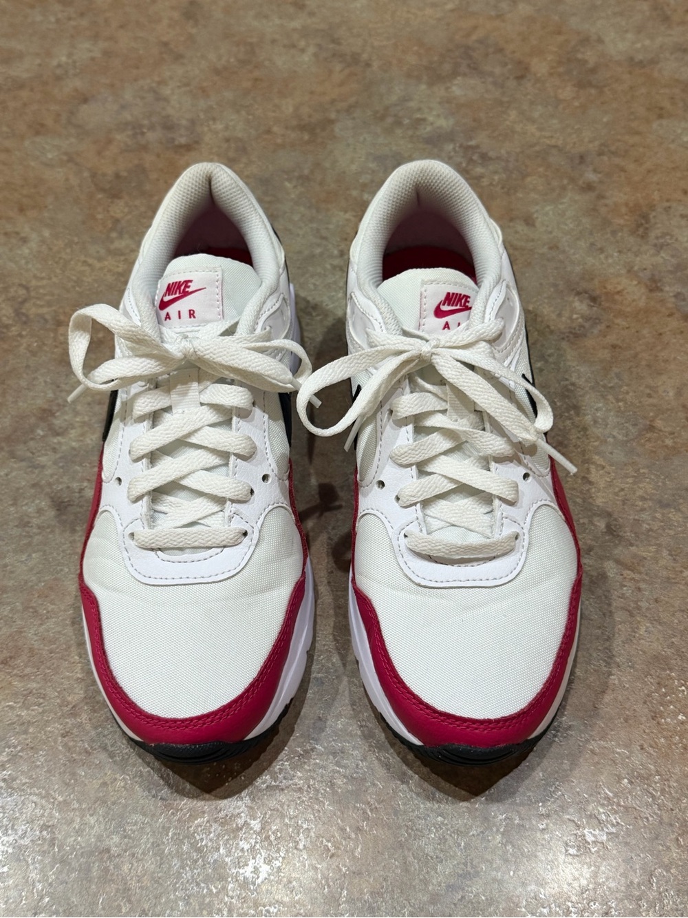 Women's Nike Air Max SC. Size 8